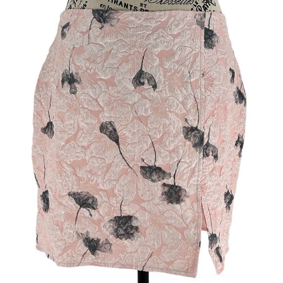 Lulus Most Darling Blush Pink Floral Jacquard Skirt NWT Large - Picture 1 of 10